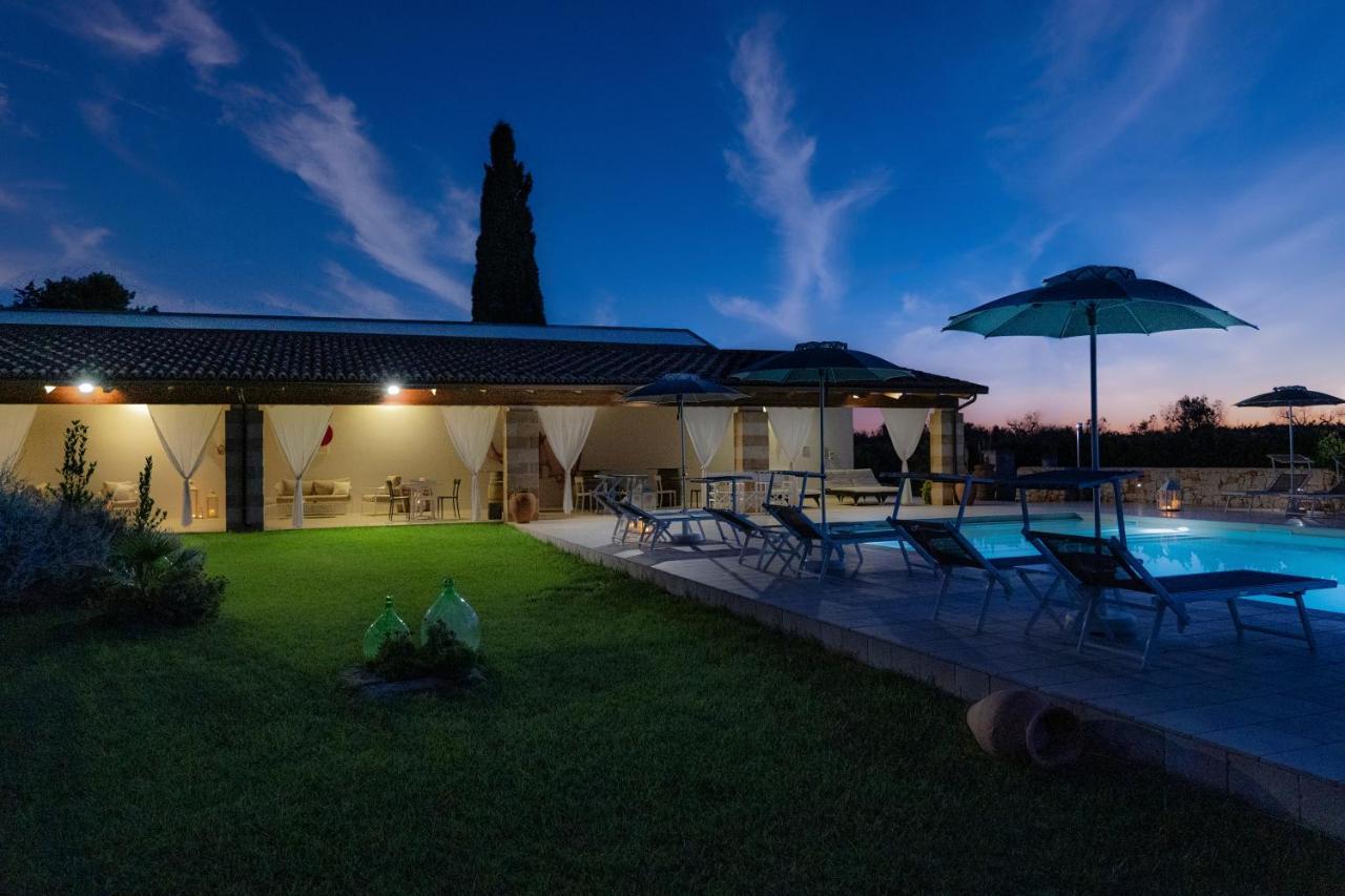 Masseria Tenuta Flora Maria Leverano Exterior photo